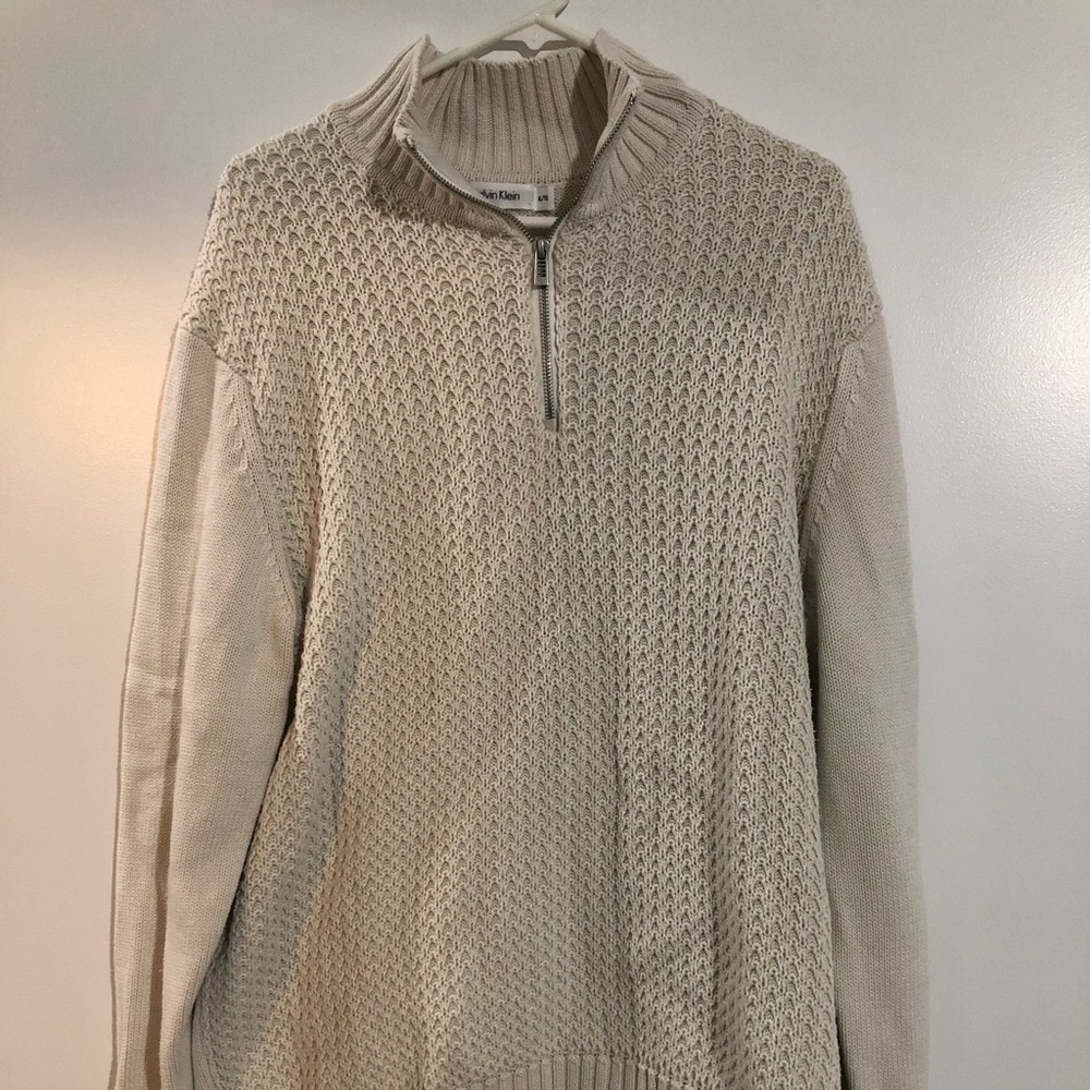 Calvin Klein knit sweater!